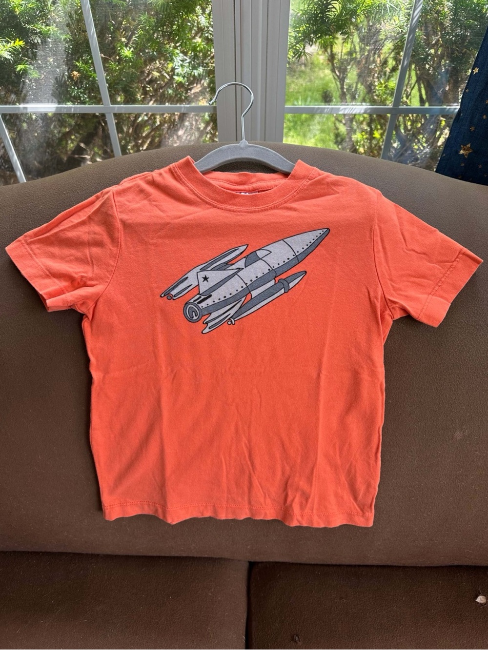 Hanna Andersson Boys Orange Jet Plane Sueded Jersey Art Tee Size 5 (110 cm)